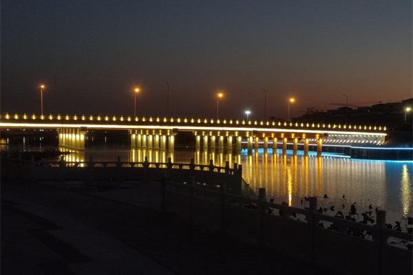 信陽市息縣聽淮橋橋梁亮化工程效果 信陽市息縣聽淮橋橋梁亮化工程效果